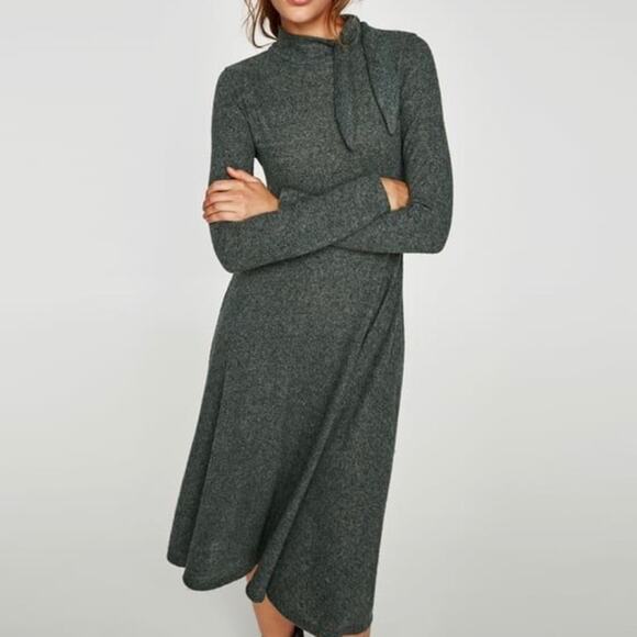 Zara Heather Green Soft Knit Sweater Dress With Bow size M  NWT - Picture 1 of 12